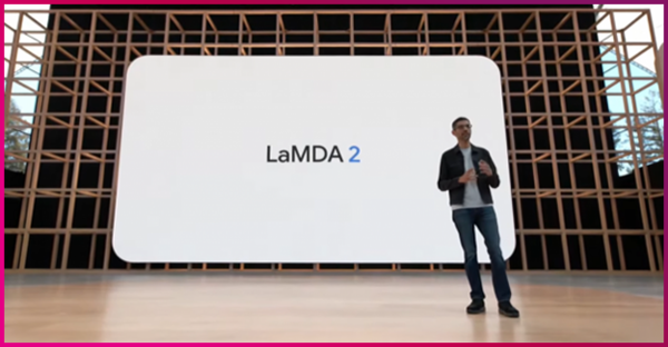 대규모 대화 모델 ‘람다’를 공개하는 구글 순다르 피차이 CEO