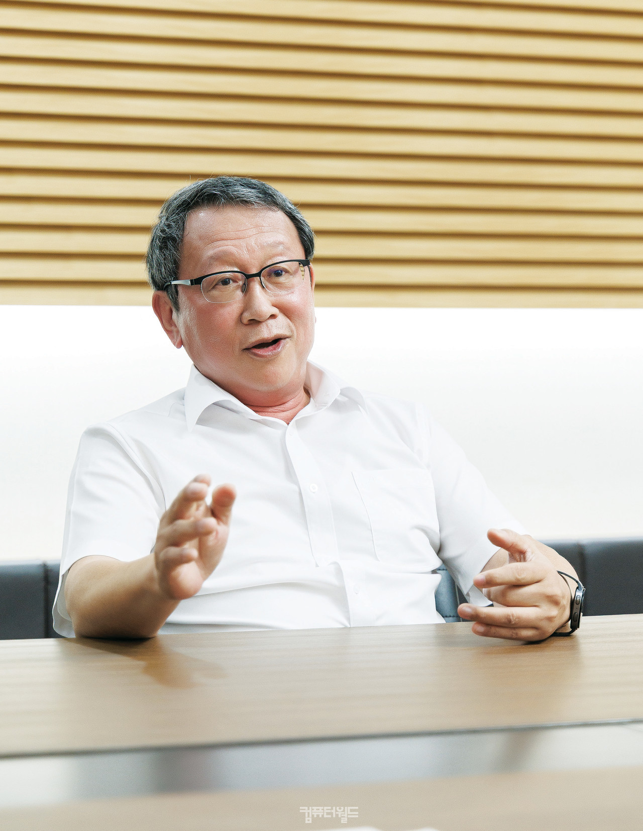 오픈베이스 정진섭 회장